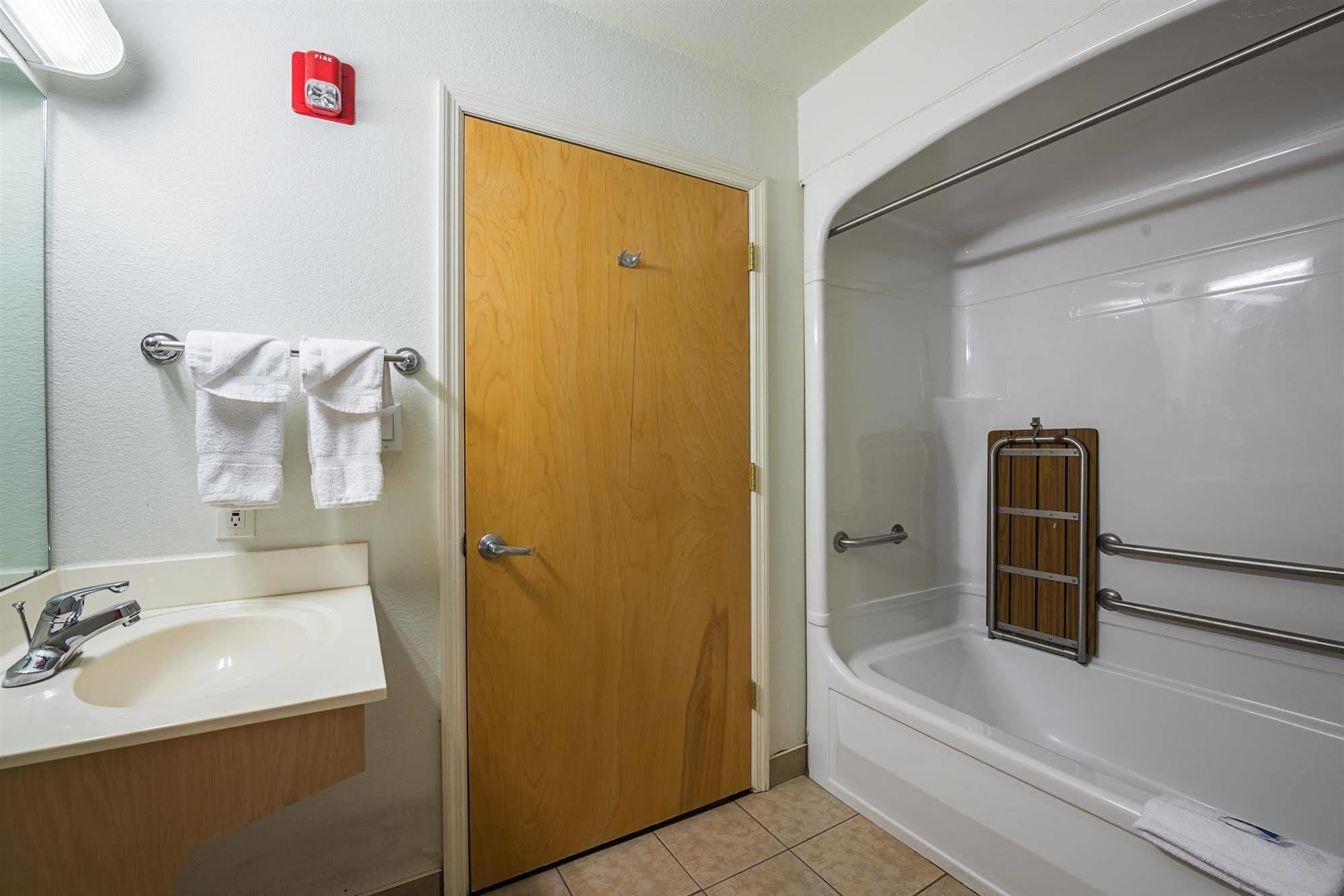 Baymont By Wyndham Athens, Tn Hotel Luaran gambar